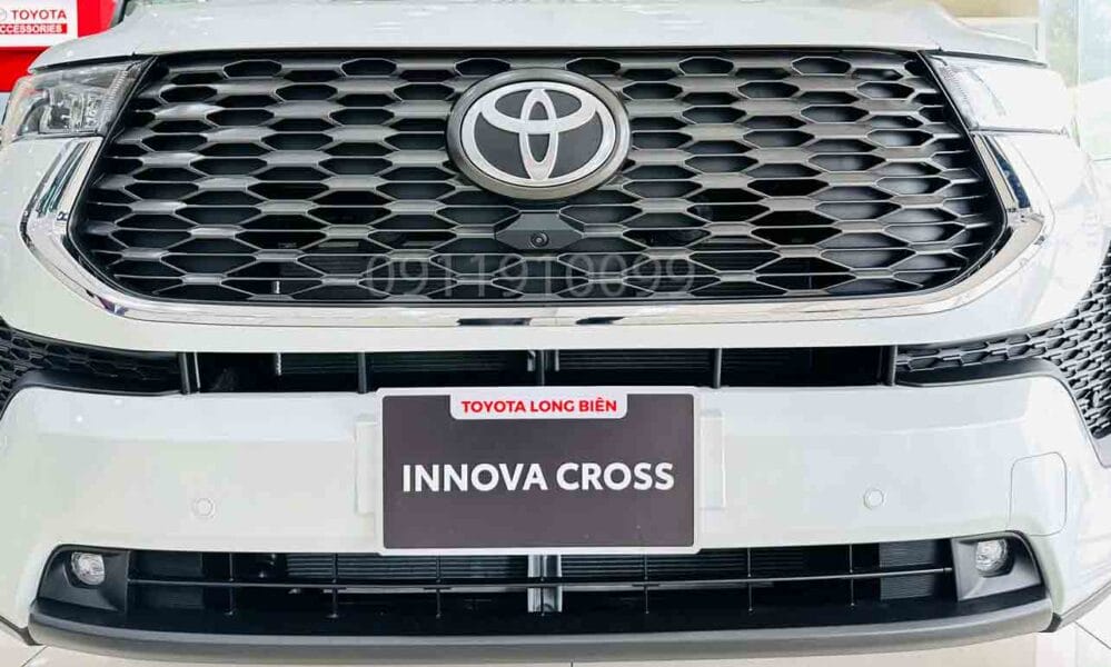 INNOVA CROSS - Long Biên Toyota